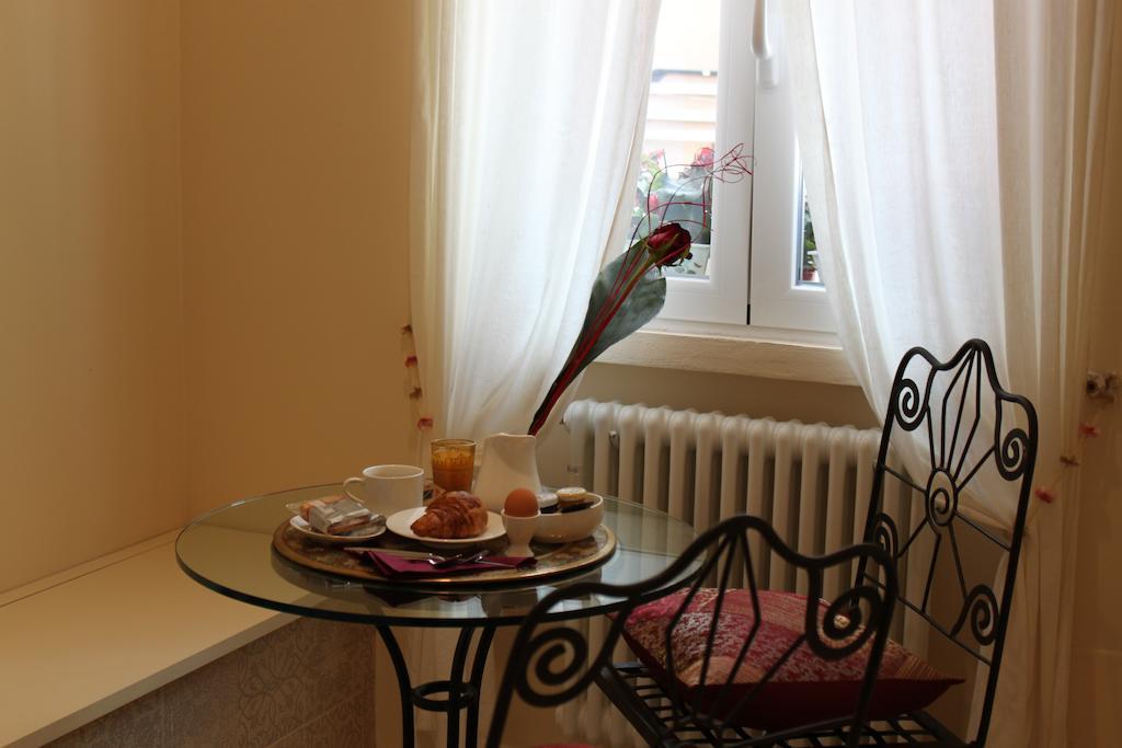Abracadabra Tortona Bed & Breakfast Milan Bagian luar foto